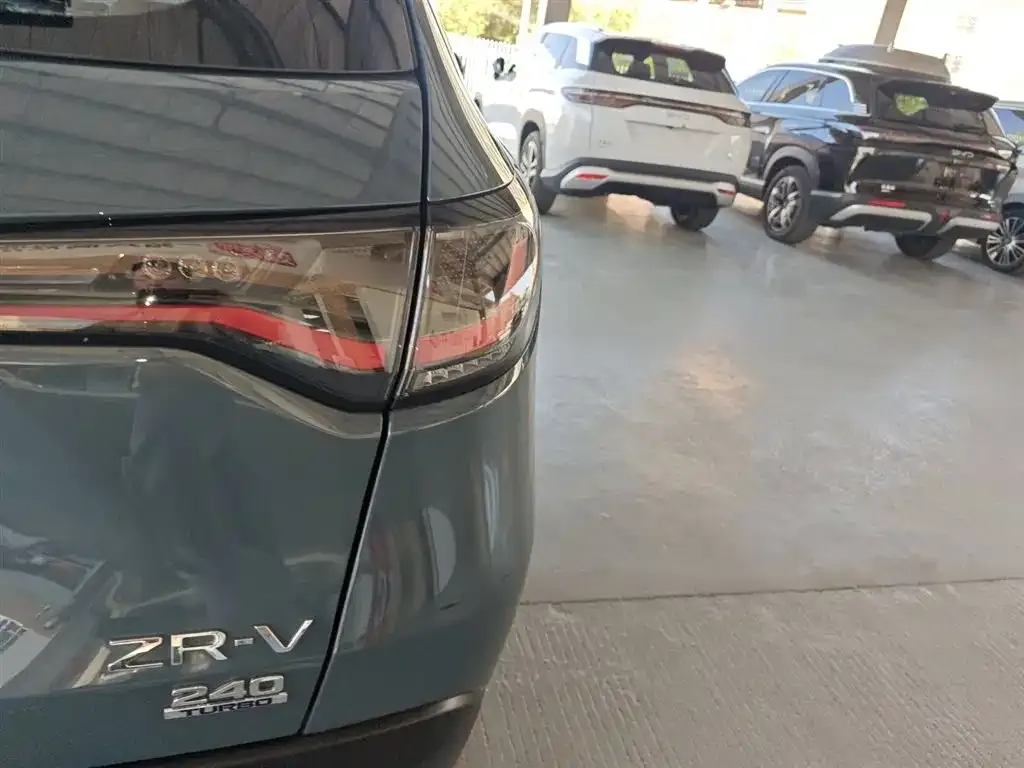 Honda ZR-V 2024 из CN, фото 8