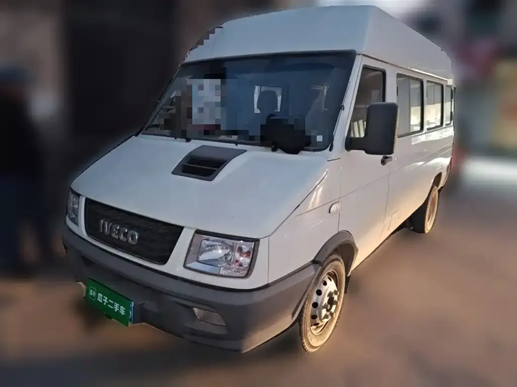 IVECO Daily 2023 из CN, фото 2