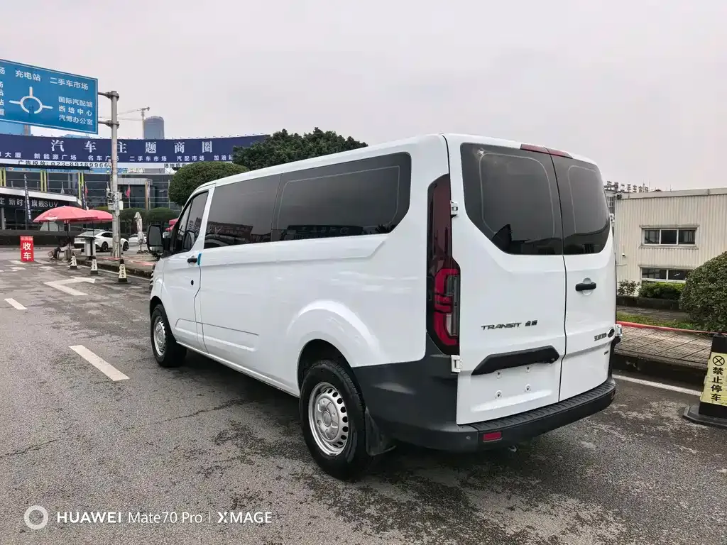 Ford Transit 2023 из CN, фото 6