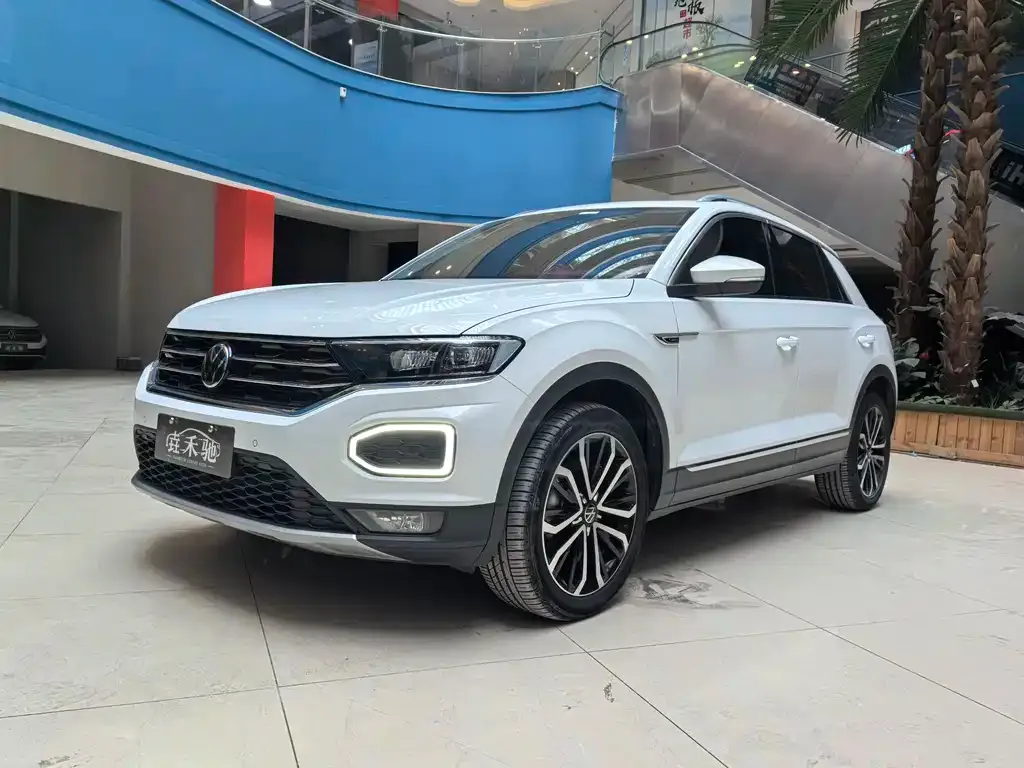 Volkswagen T-Roc 2022 из CN, фото 1