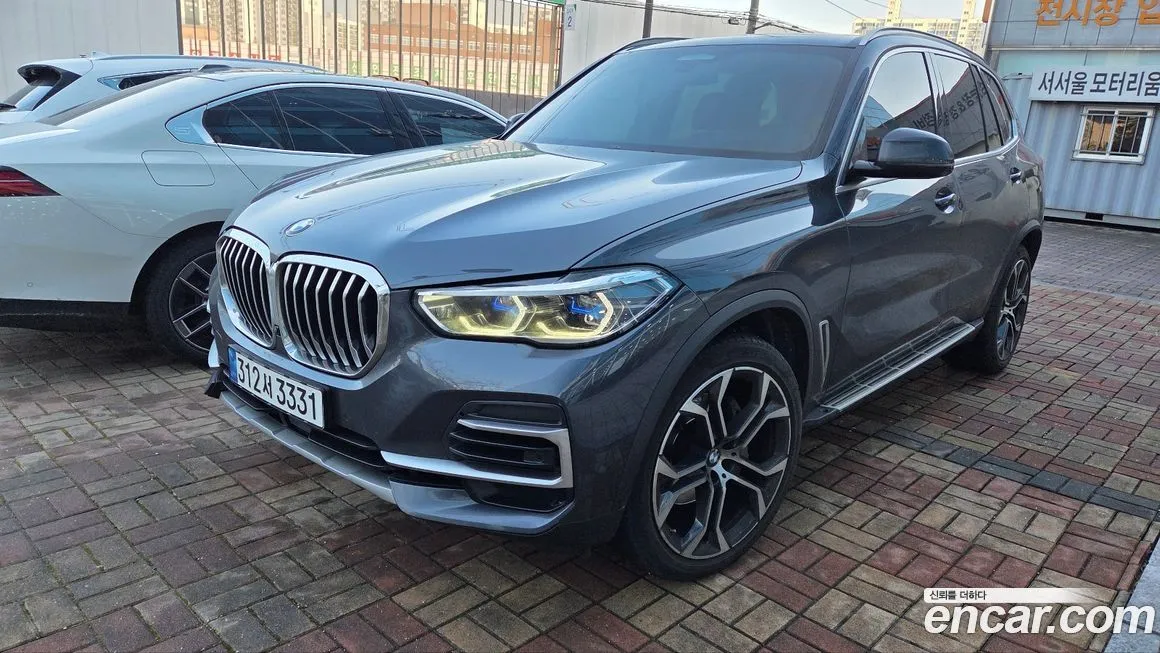 BMW X5 — фото 1