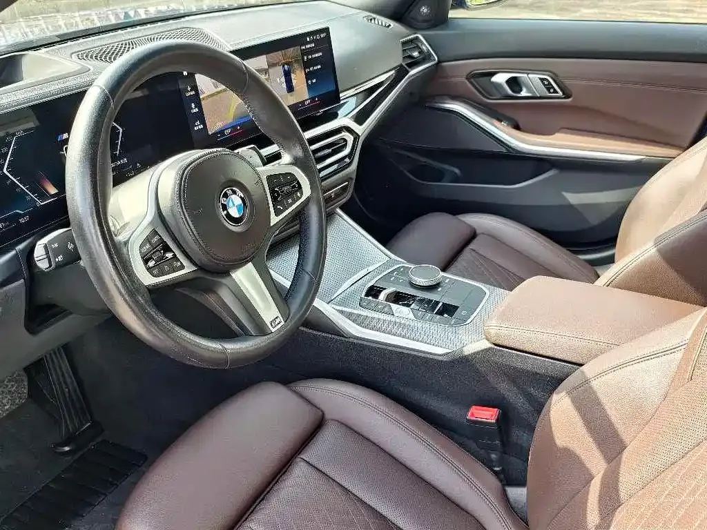 BMW 3 Series 2023 из CN, фото 9