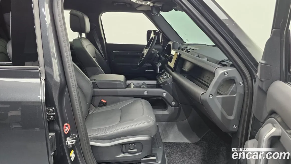 Land Rover Defender 2025 из KR, фото 3
