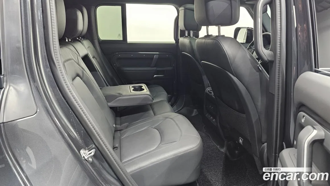 Land Rover Defender 2025 из KR, фото 5