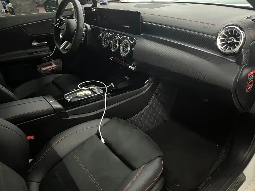 Mercedes-Benz A-Class 2025 из CN, фото 10