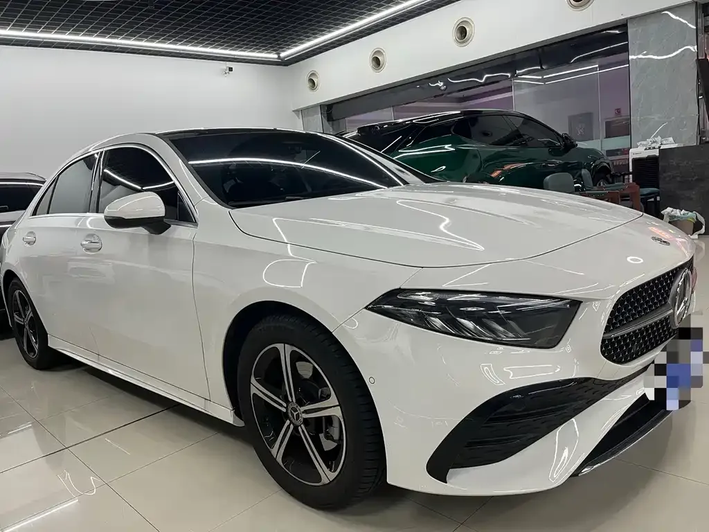 Mercedes-Benz A-Class 2025 из CN, фото 2