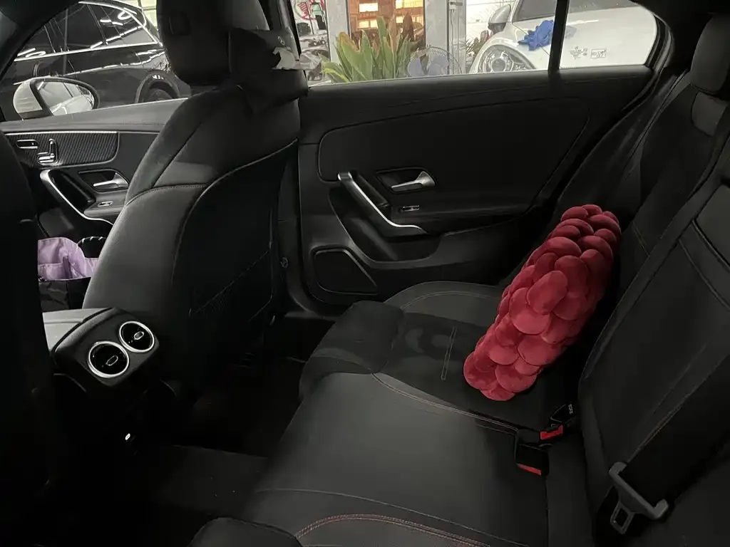 Mercedes-Benz A-Class 2025 из CN, фото 6