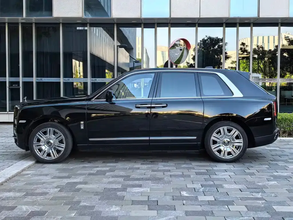 Rolls-Royce Cullinan 2022 из CN, фото 6