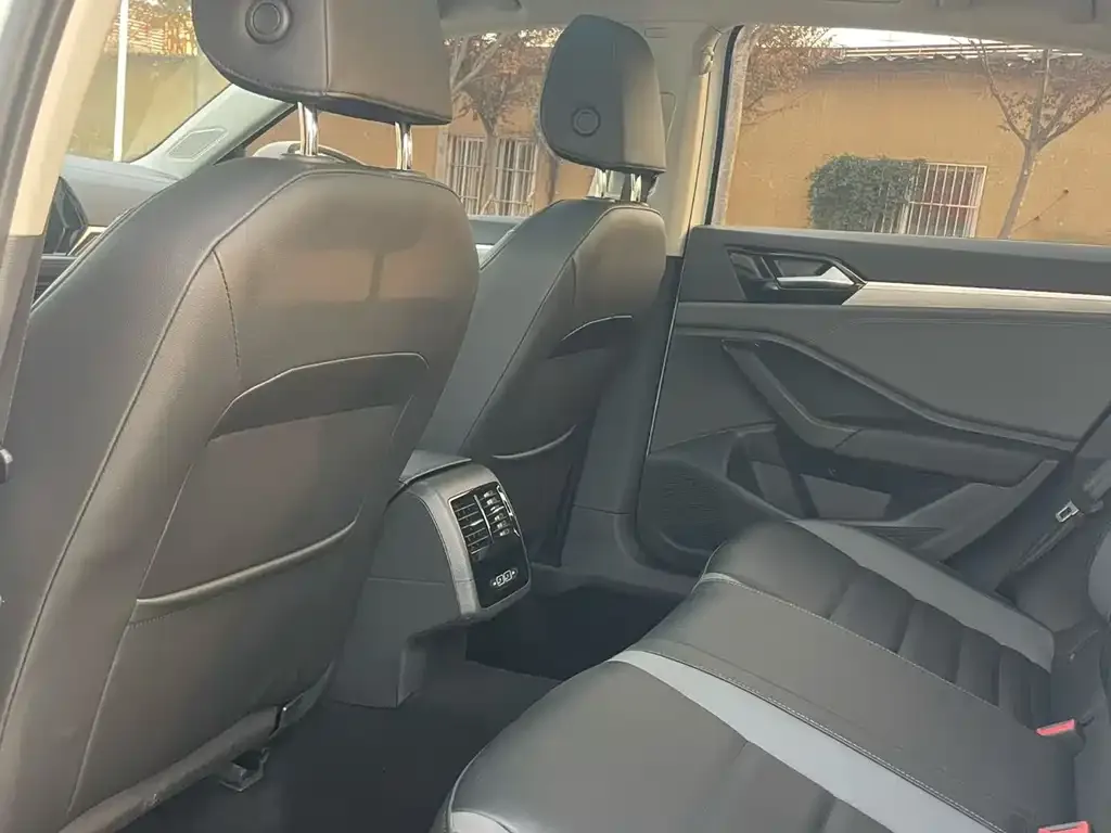 Volkswagen Sagitar 2021 из CN, фото 6