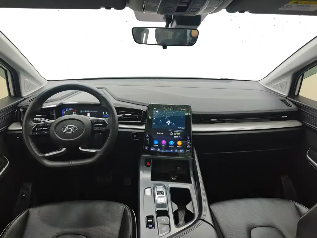 Hyundai Custo — фото 9