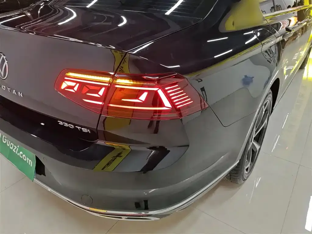 Volkswagen Magotan 2023 из CN, фото 8