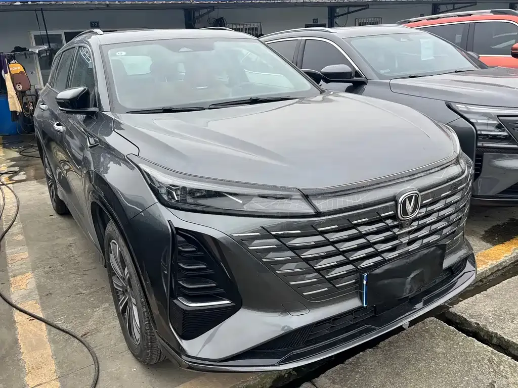 Changan CS75PLUS — фото 3