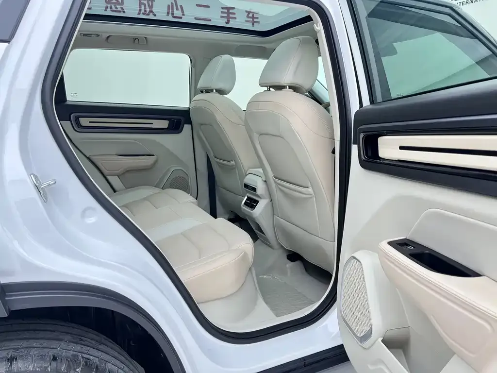 Geely Icon — фото 10