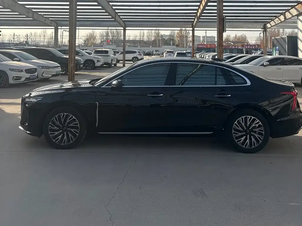 Hongqi H5 2025 из CN, фото 3