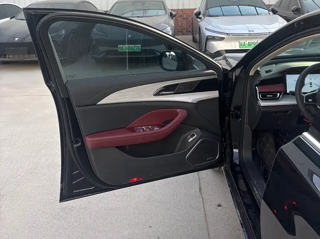 Hongqi H5 2025 из CN, фото 8