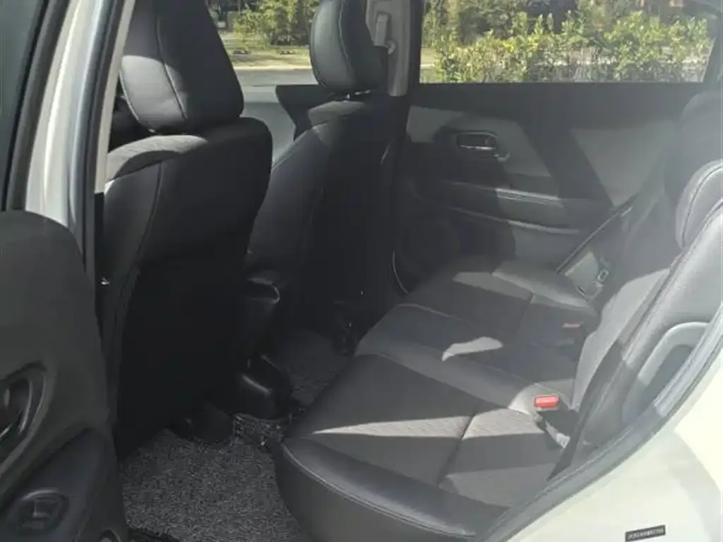 Honda Vezel 2021 из CN, фото 5