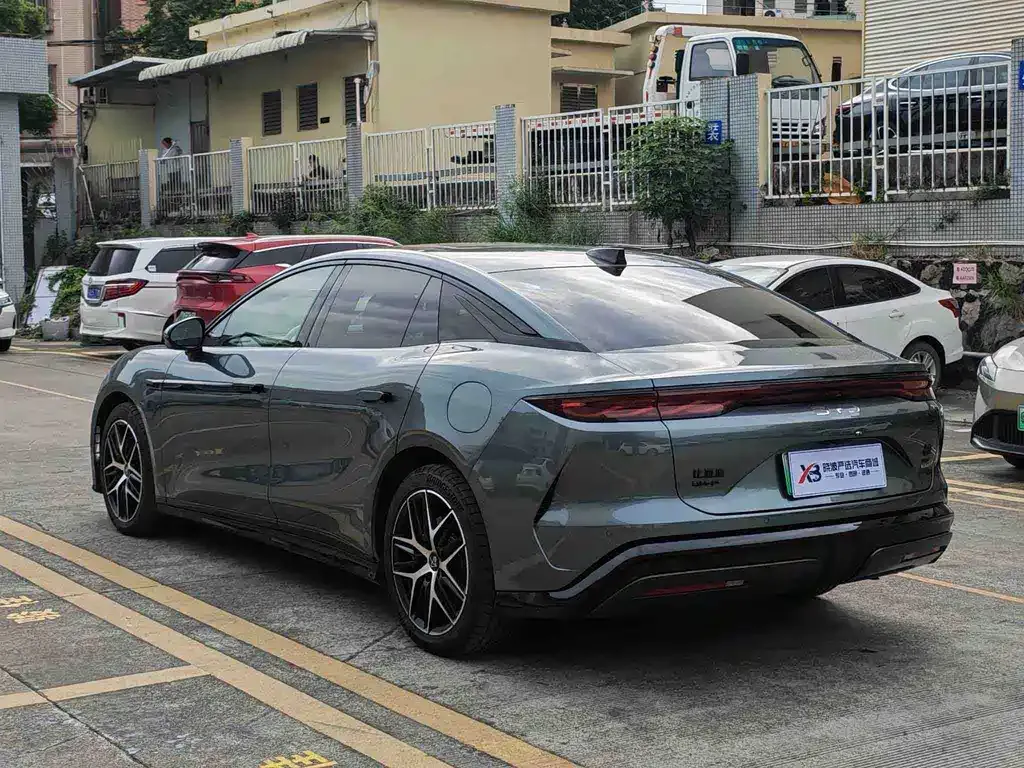 [object Object] 汉L 2025 из CN, фото 4