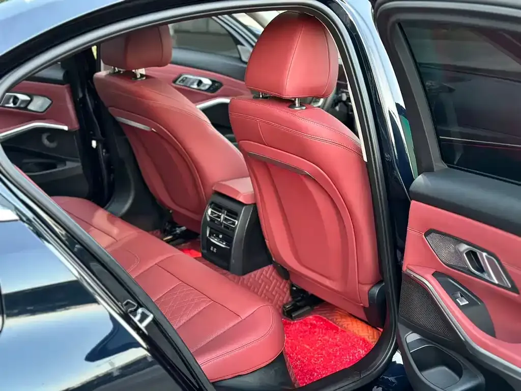 BMW 3 Series 2024 из CN, фото 8