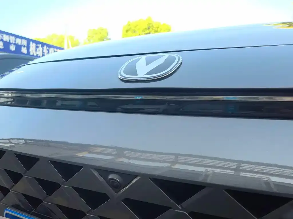 Changan UNI-V 2024 из CN, фото 4
