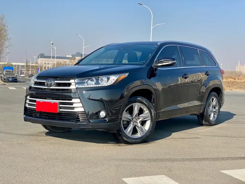 Toyota Highlander 2021 из CN, фото 1
