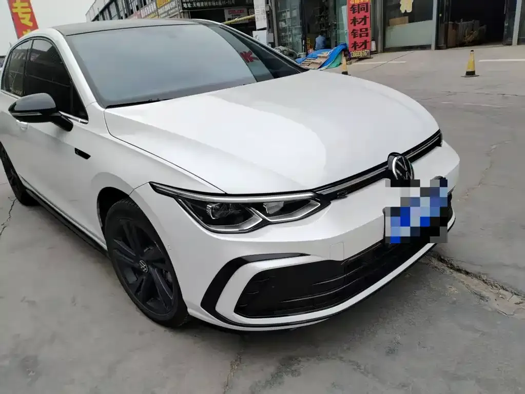 Volkswagen Golf 2023 из CN, фото 4