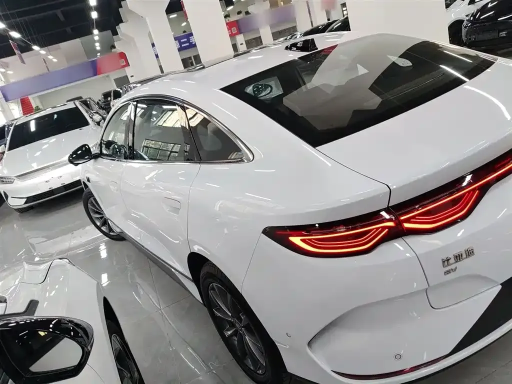 BYD Qin L 2025 из CN, фото 5