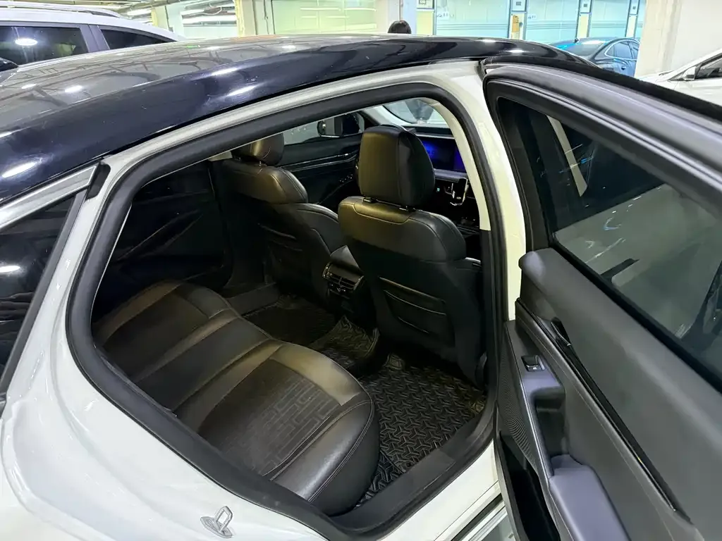 Ford Mondeo 2024 из CN, фото 10