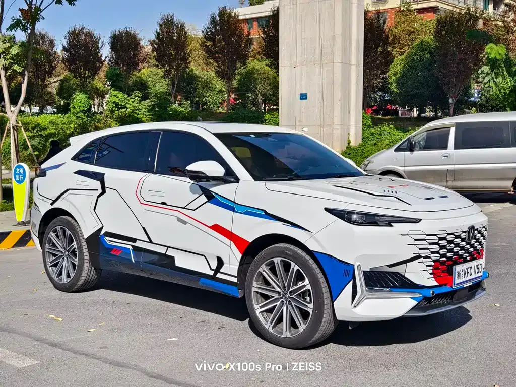 Changan UNI-K 2022 из CN, фото 3