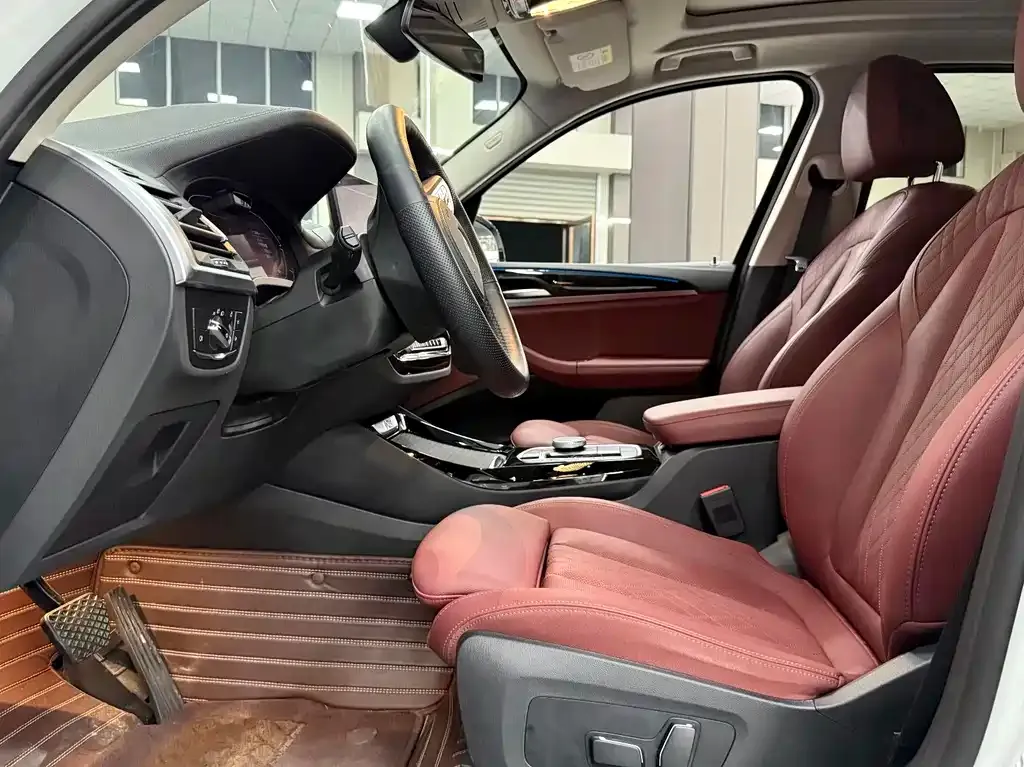 BMW iX3 2024 из CN, фото 7