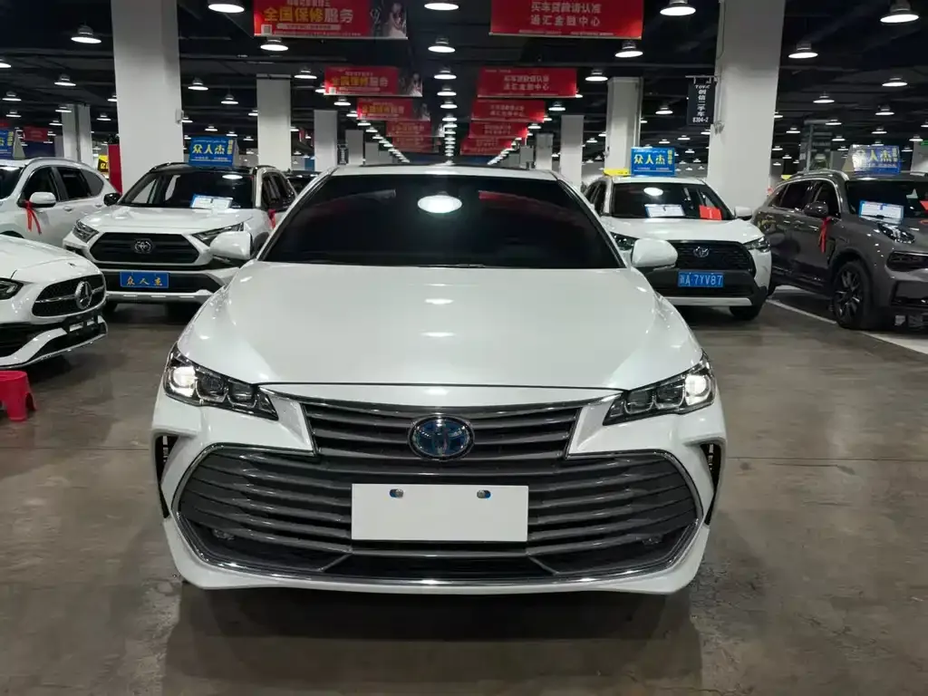 Toyota Avalon 2022 из CN, фото 1