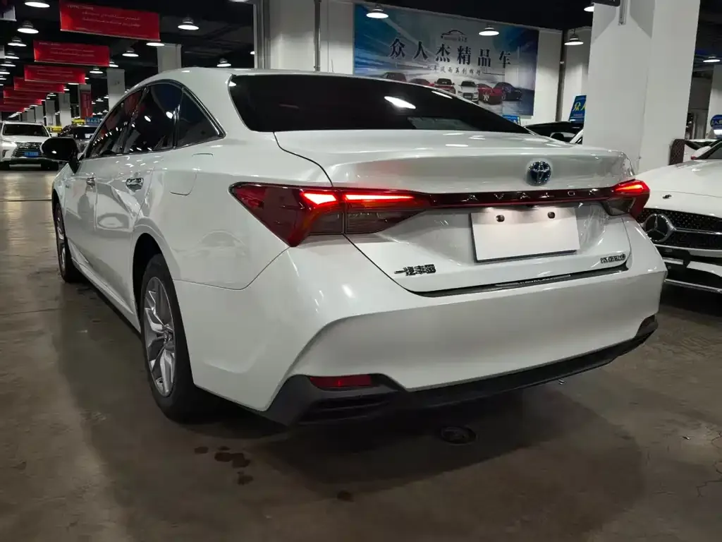 Toyota Avalon 2022 из CN, фото 6