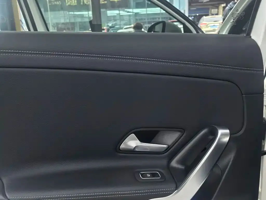 Mercedes-Benz A-Class 2022 из CN, фото 10