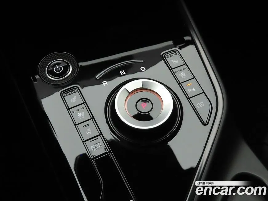 Kia Niro — фото 10