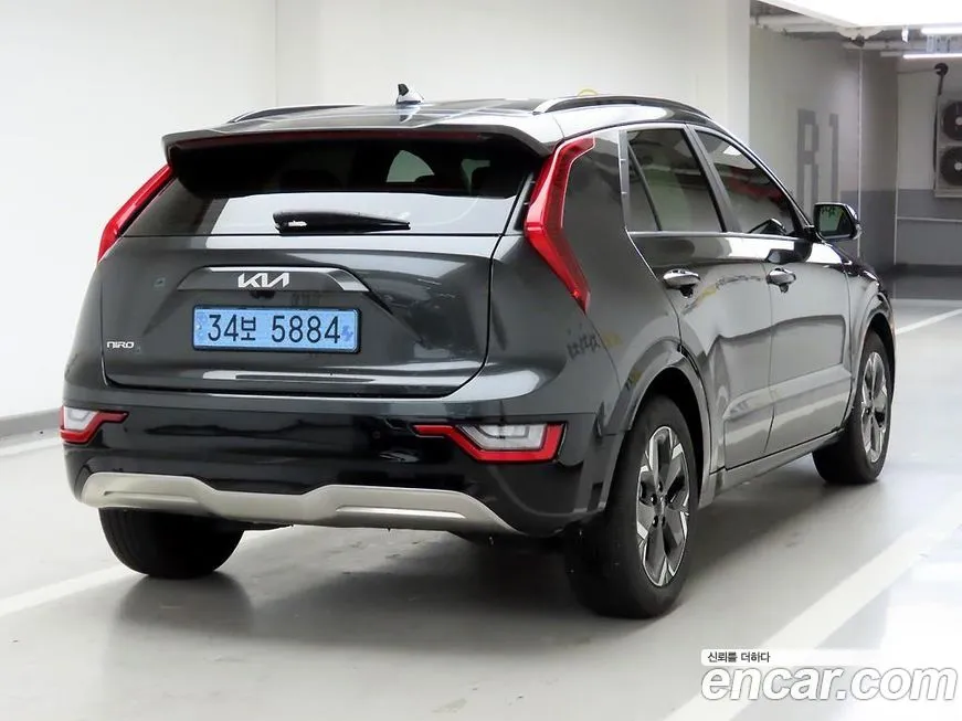 Kia Niro — фото 4