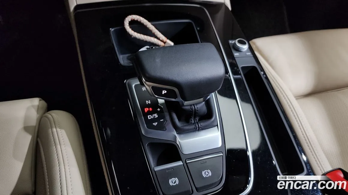 Audi Q5 2022 из KR, фото 9