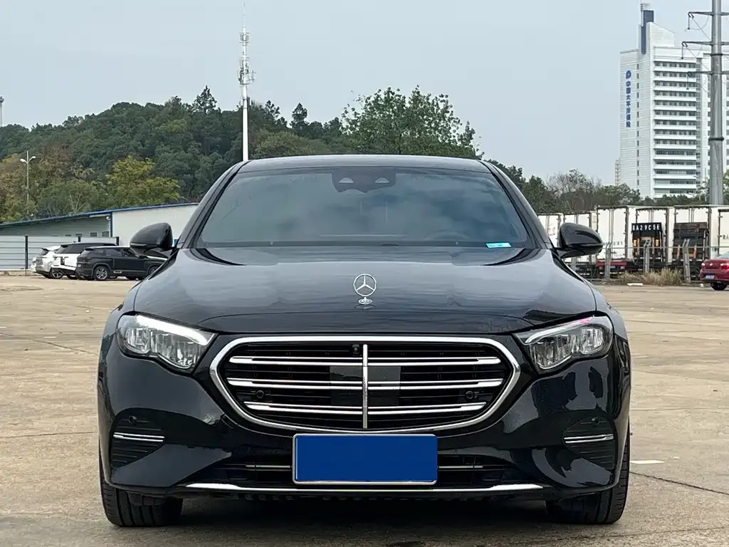 Mercedes-Benz E-Class 2025 из CN, фото 1
