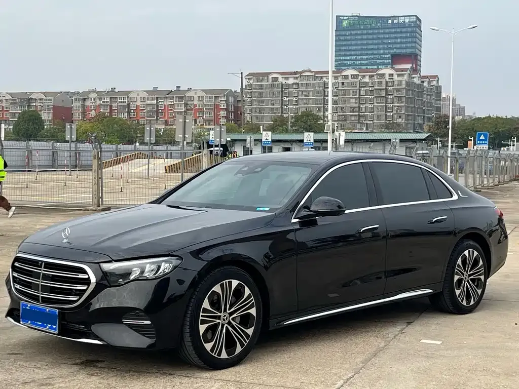 Mercedes-Benz E-Class 2025 из CN, фото 3