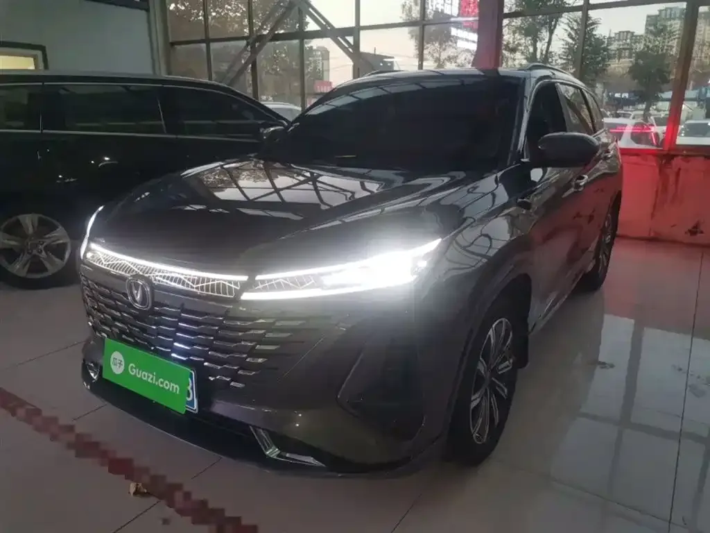 Changan CS75PLUS — фото 2