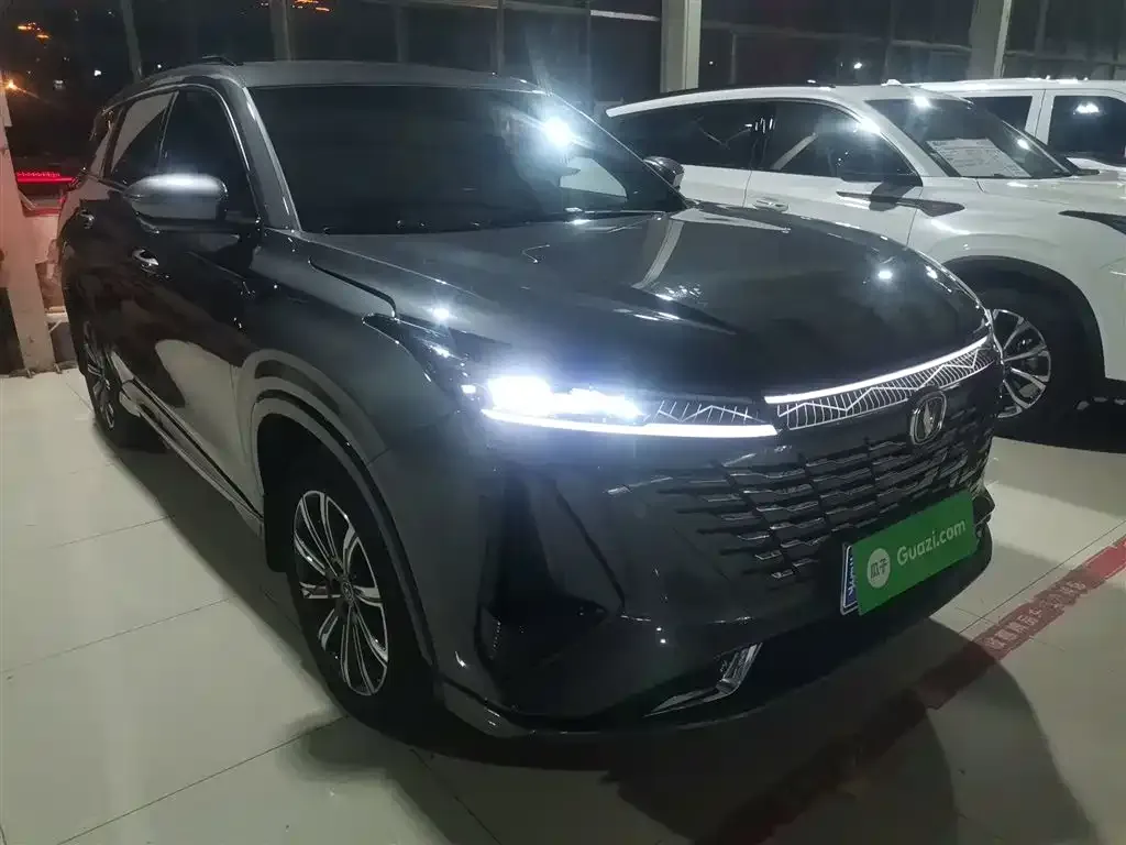 Changan CS75PLUS — фото 4