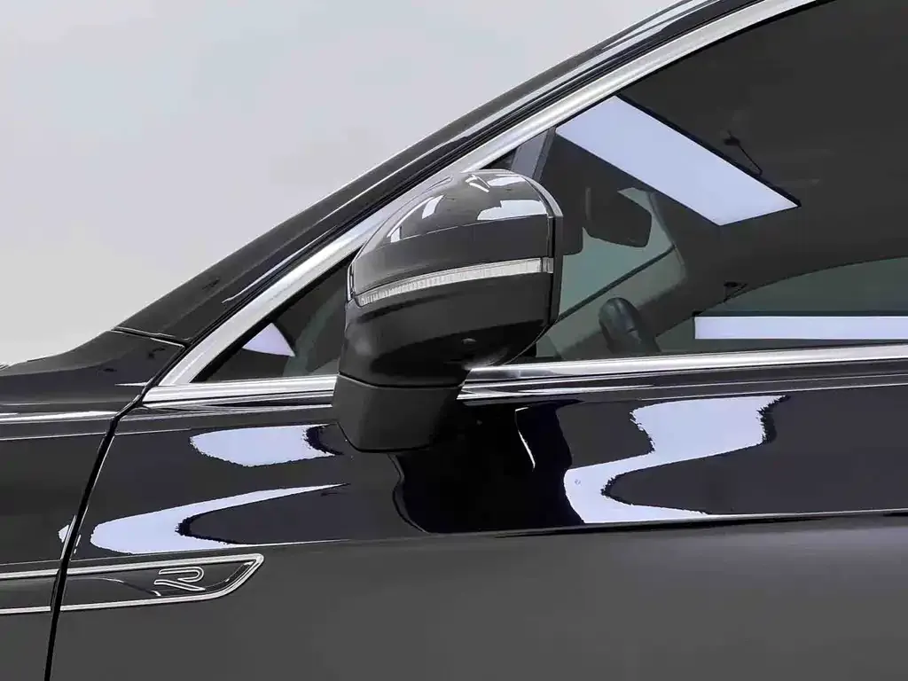 Volkswagen Touareg 2023 из CN, фото 6