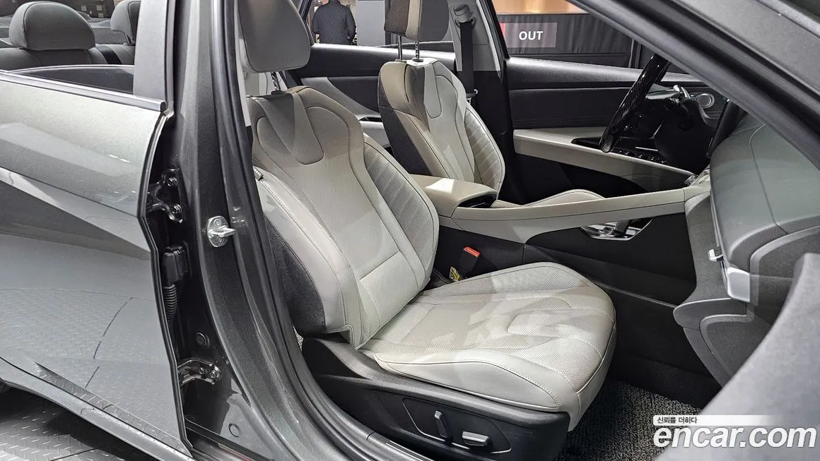 Hyundai AVANTE 2023 из KR, фото 10