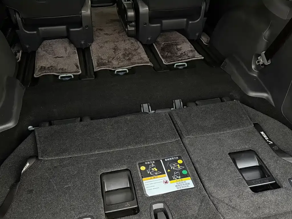 Toyota Sienna 2022 из CN, фото 9