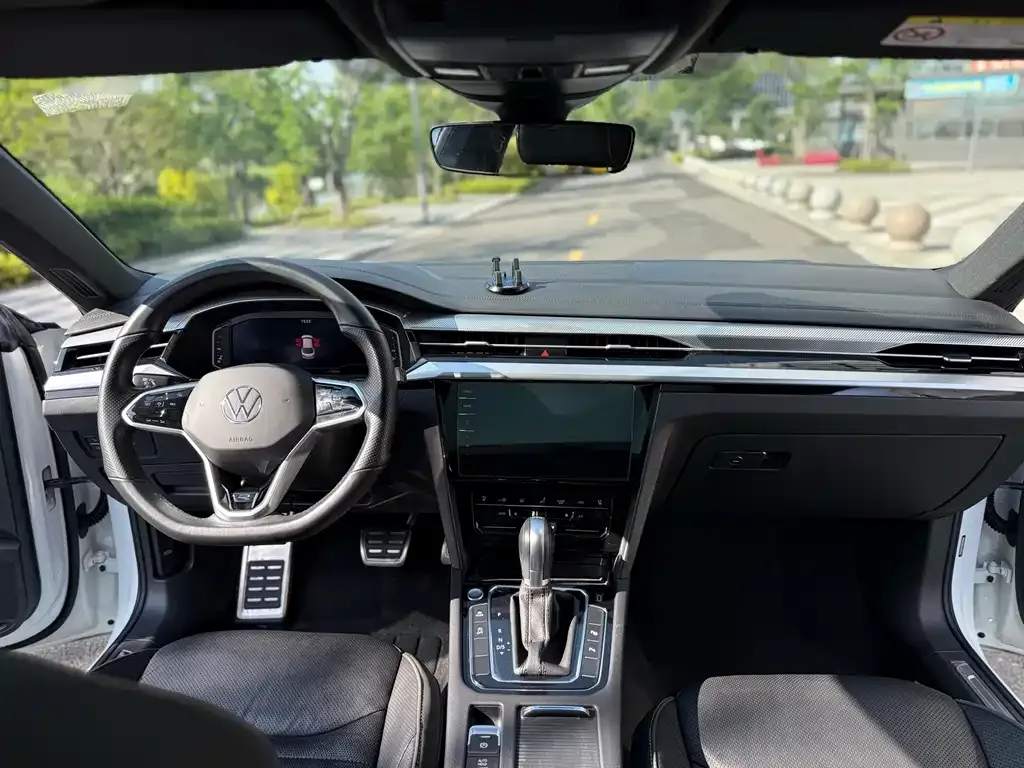 Volkswagen CC 2022 из CN, фото 6