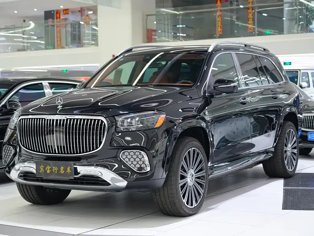Mercedes-Benz GLS — фото 1
