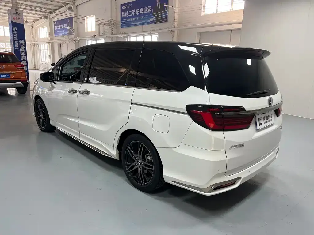Honda Odyssey 2023 из CN, фото 6