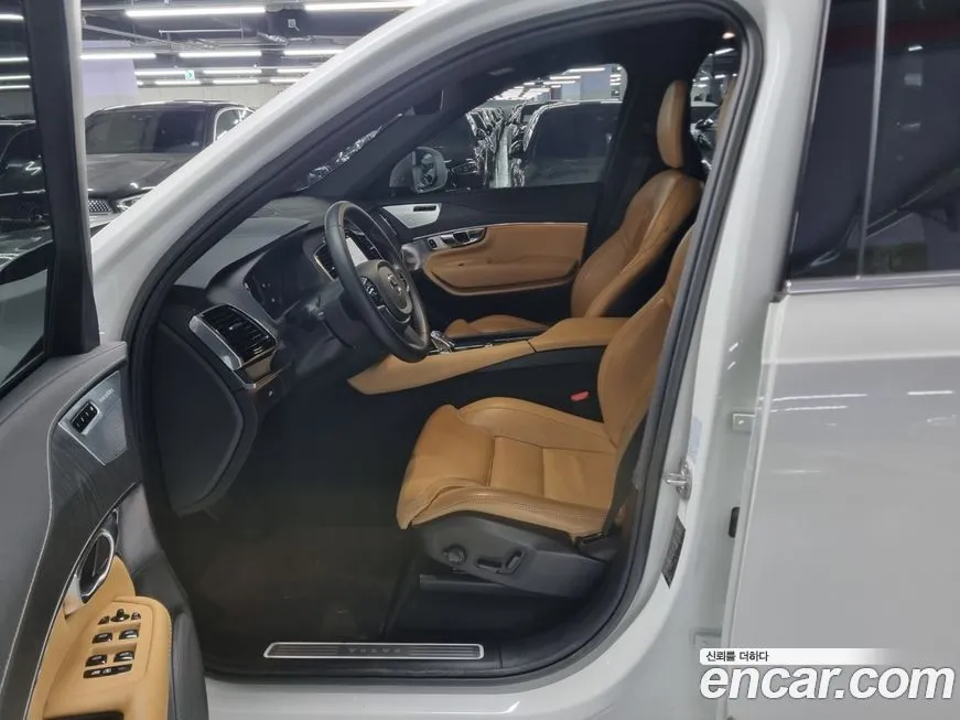 Volvo XC90 2023 из KR, фото 9