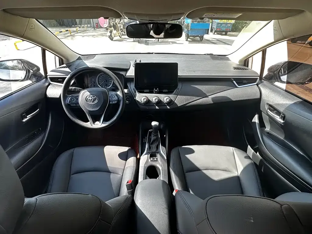 Toyota Corolla 2023 из CN, фото 6