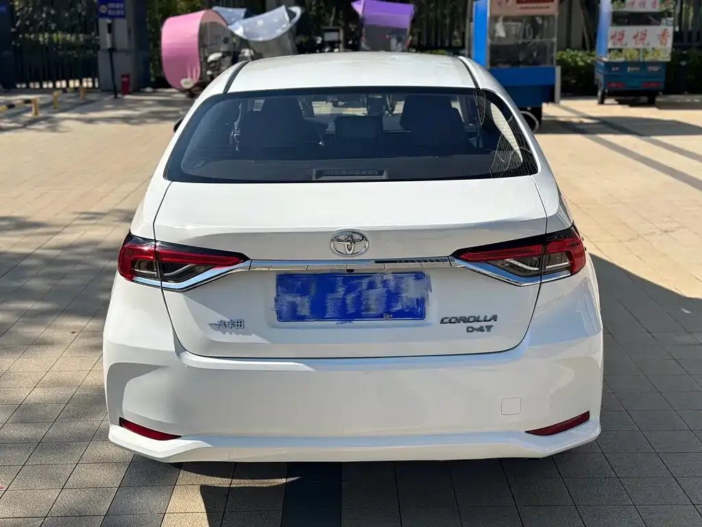 Toyota Corolla 2023 из CN, фото 8