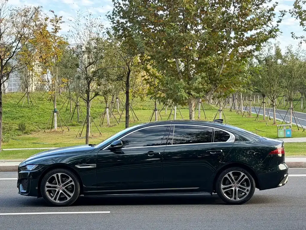 Jaguar XEL — фото 10