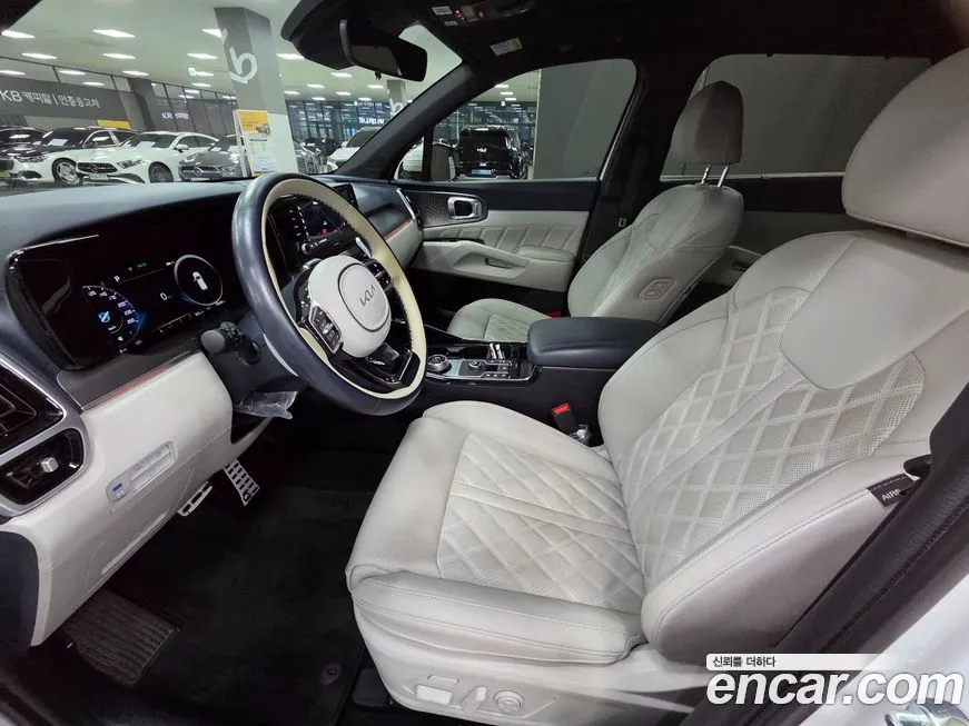 Kia Sorento — фото 10